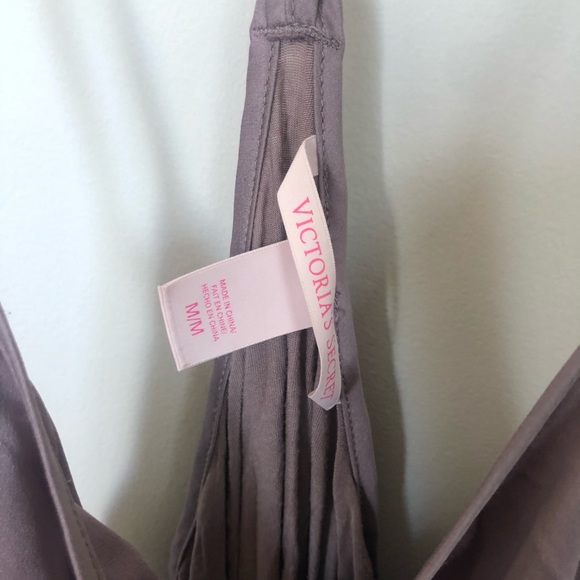 Victoria Secret Slinky Racerback Tank Size Medium - Picture 3 of 4